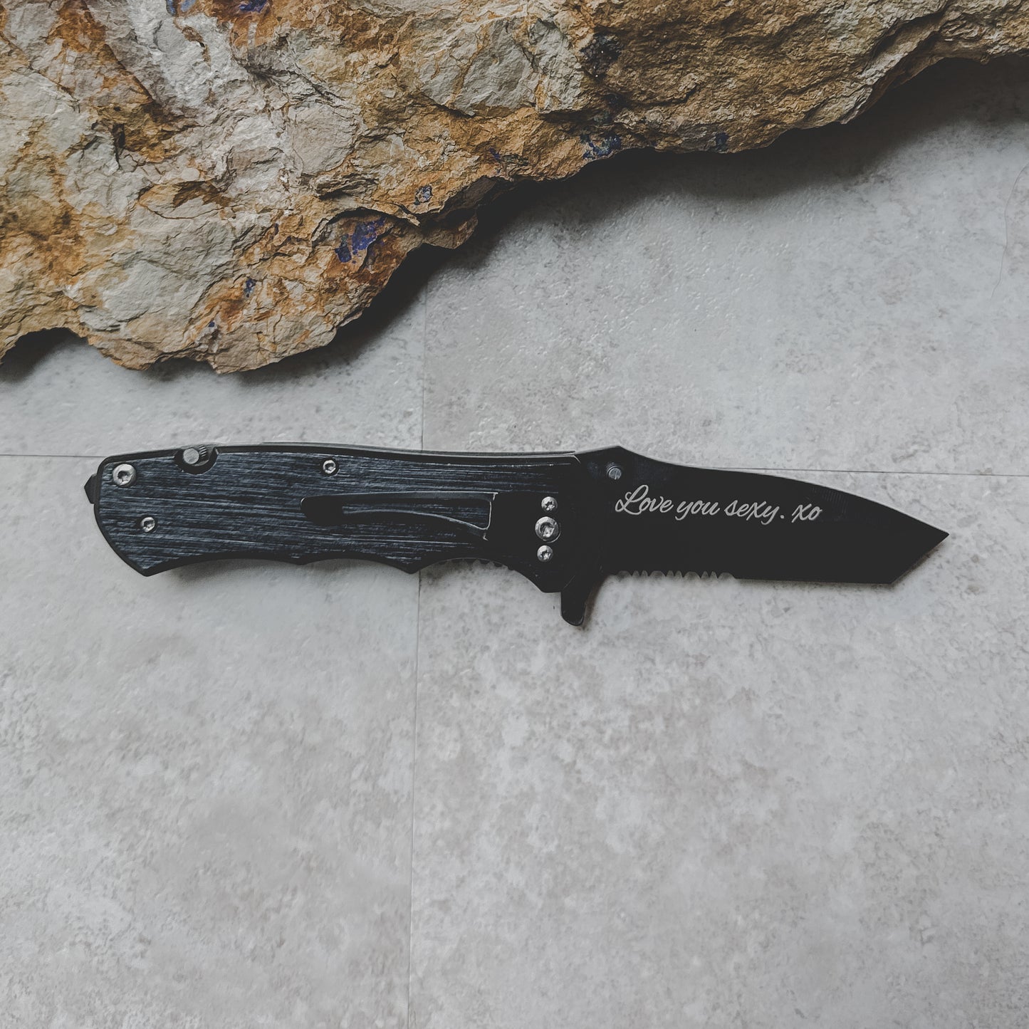 Engraved Black Stainless Steel Pocket Knife – Personalized Mountain Multi-Tool with Gift Box
