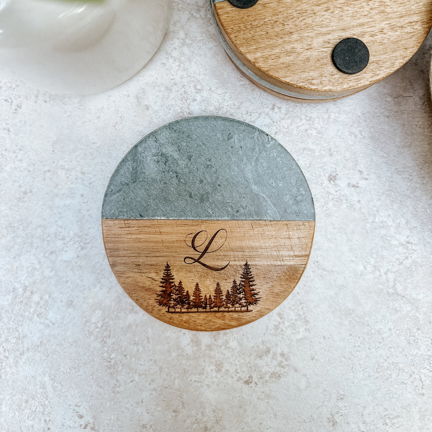 Engraved Marble & Wood Coaster Set – Personalized Initial with Forest Pine Tree Design
