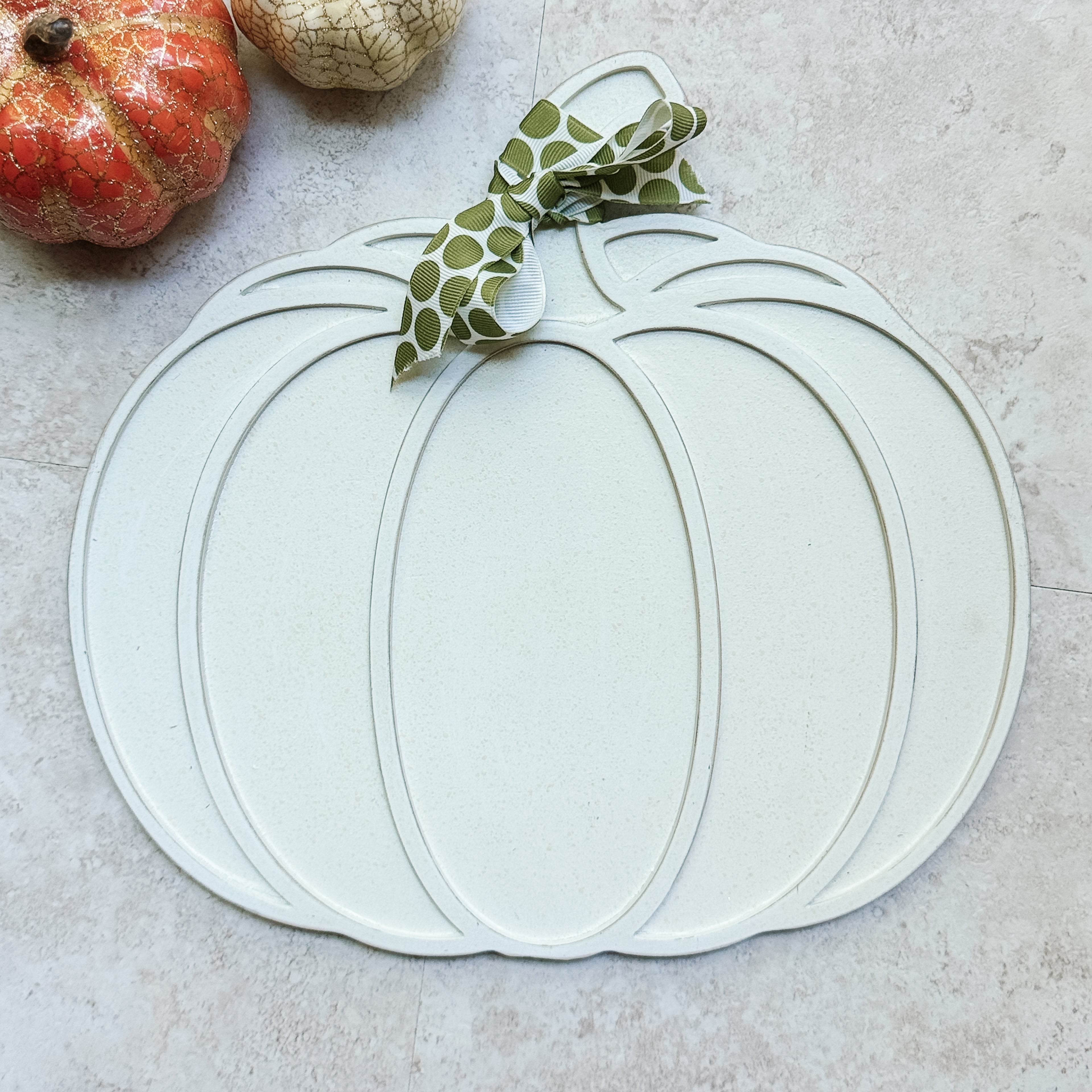 White Wooden Pumpkin Tray with Bow
