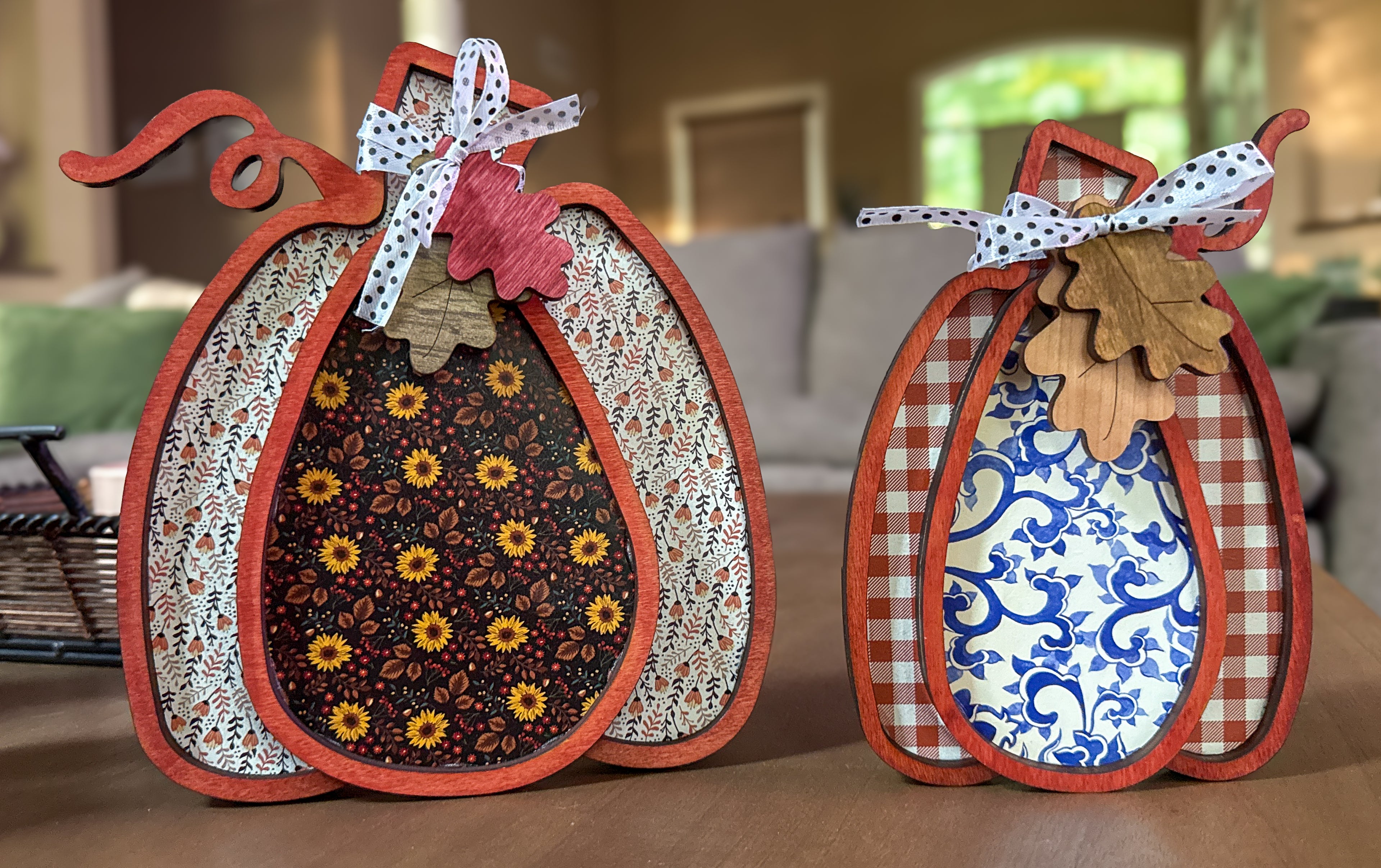 Handmade Layered Wood Pumpkin Sets with Bows, Raffia, and Leaf Accents – Rustic Freestanding Fall and Thanksgiving Decor