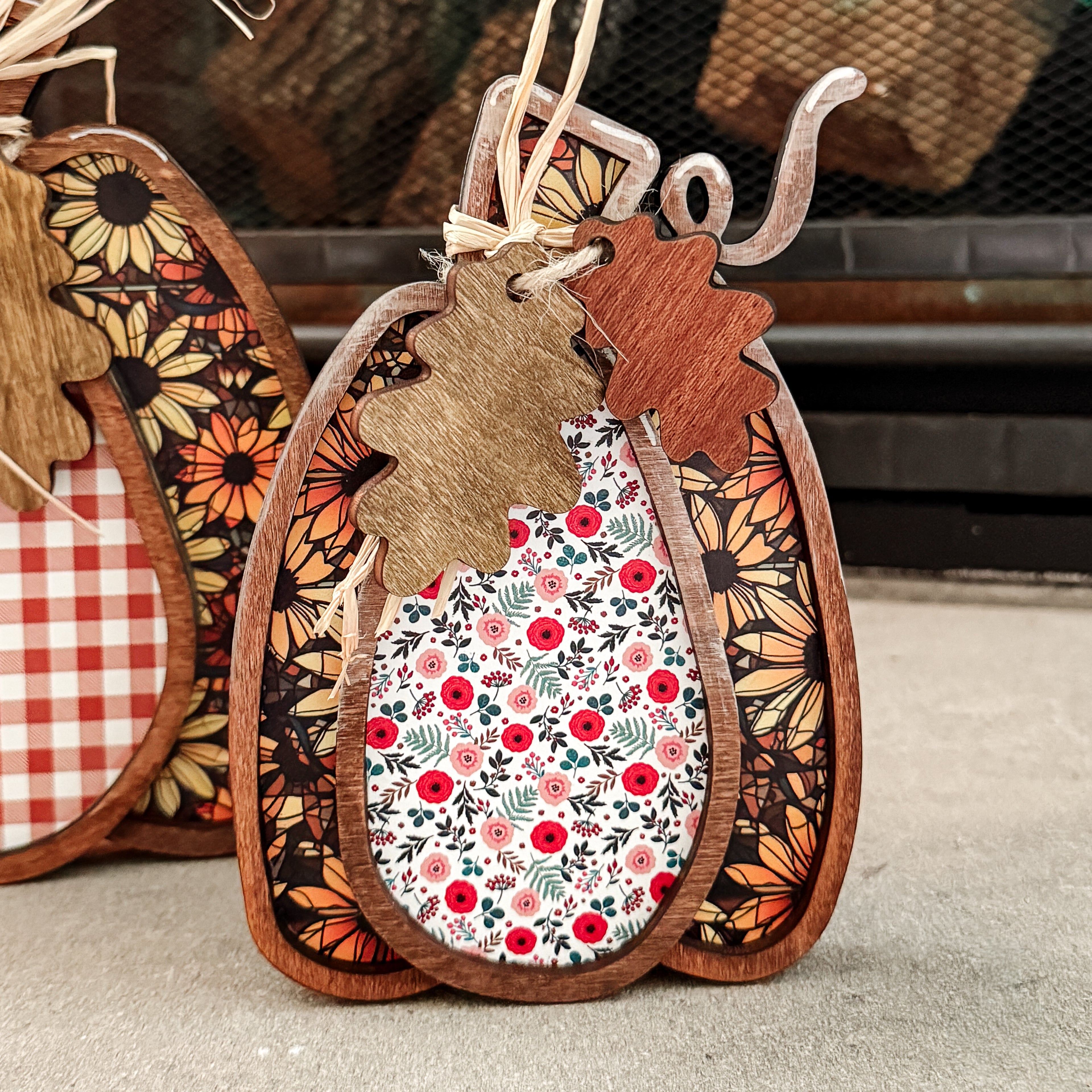 Handmade Layered Wood Pumpkin Sets with Bows, Raffia, and Leaf Accents – Rustic Freestanding Fall and Thanksgiving Decor