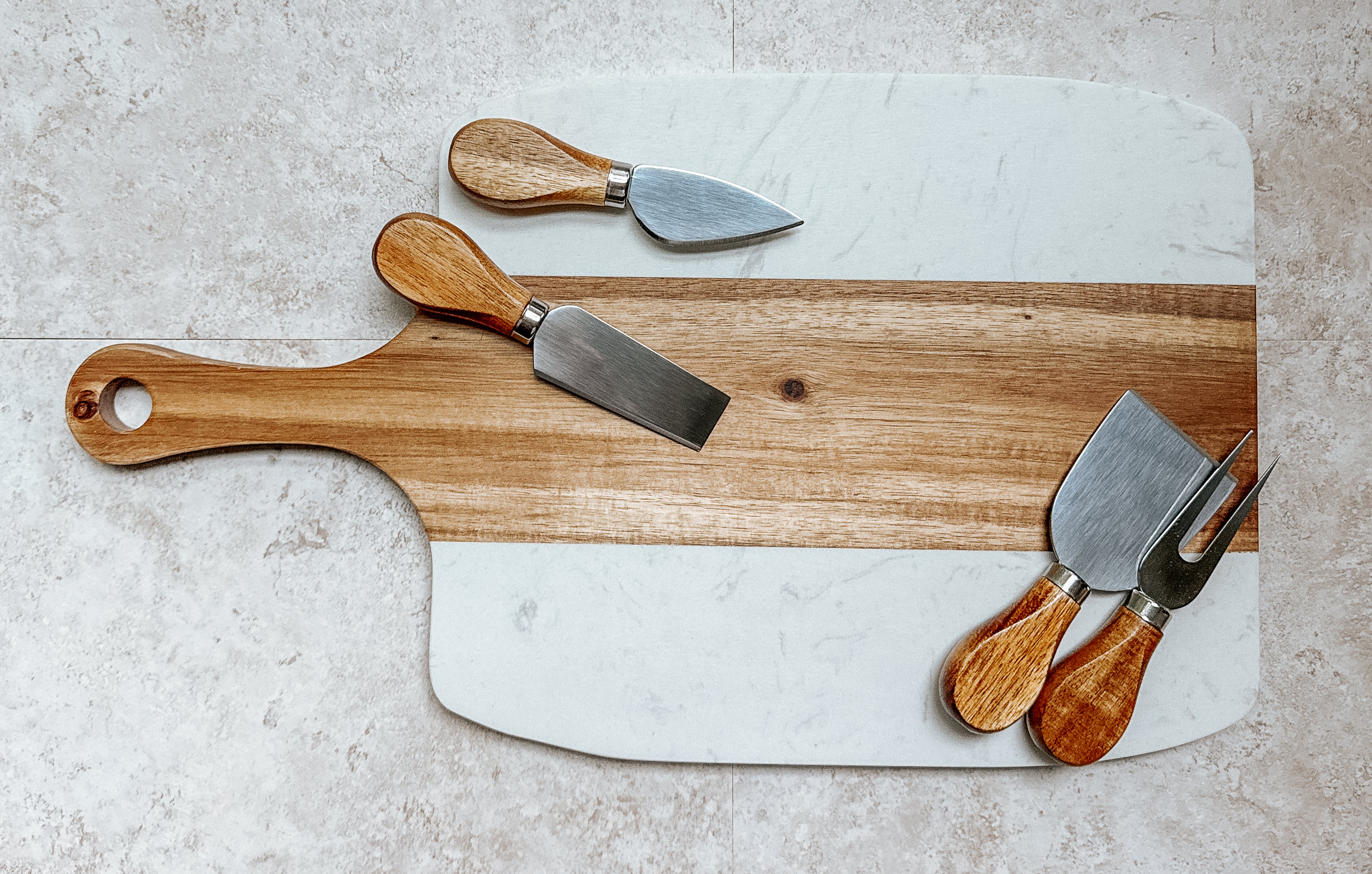 Marble & Acacia Wood Serving Board – 5 Piece Gift Set with Custom Engraving
