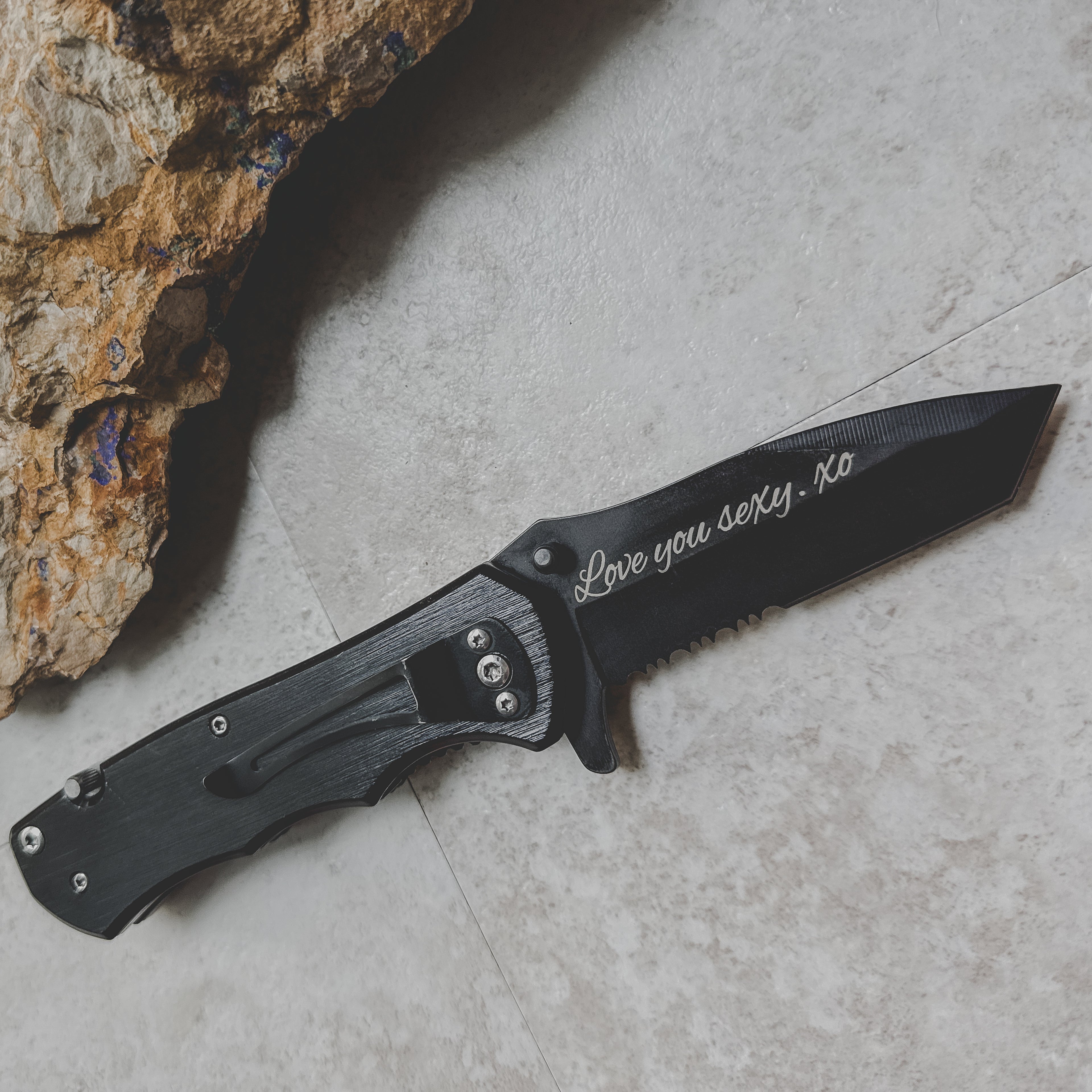 Engraved Black Stainless Steel Pocket Knife – Personalized Mountain Multi-Tool with Gift Box