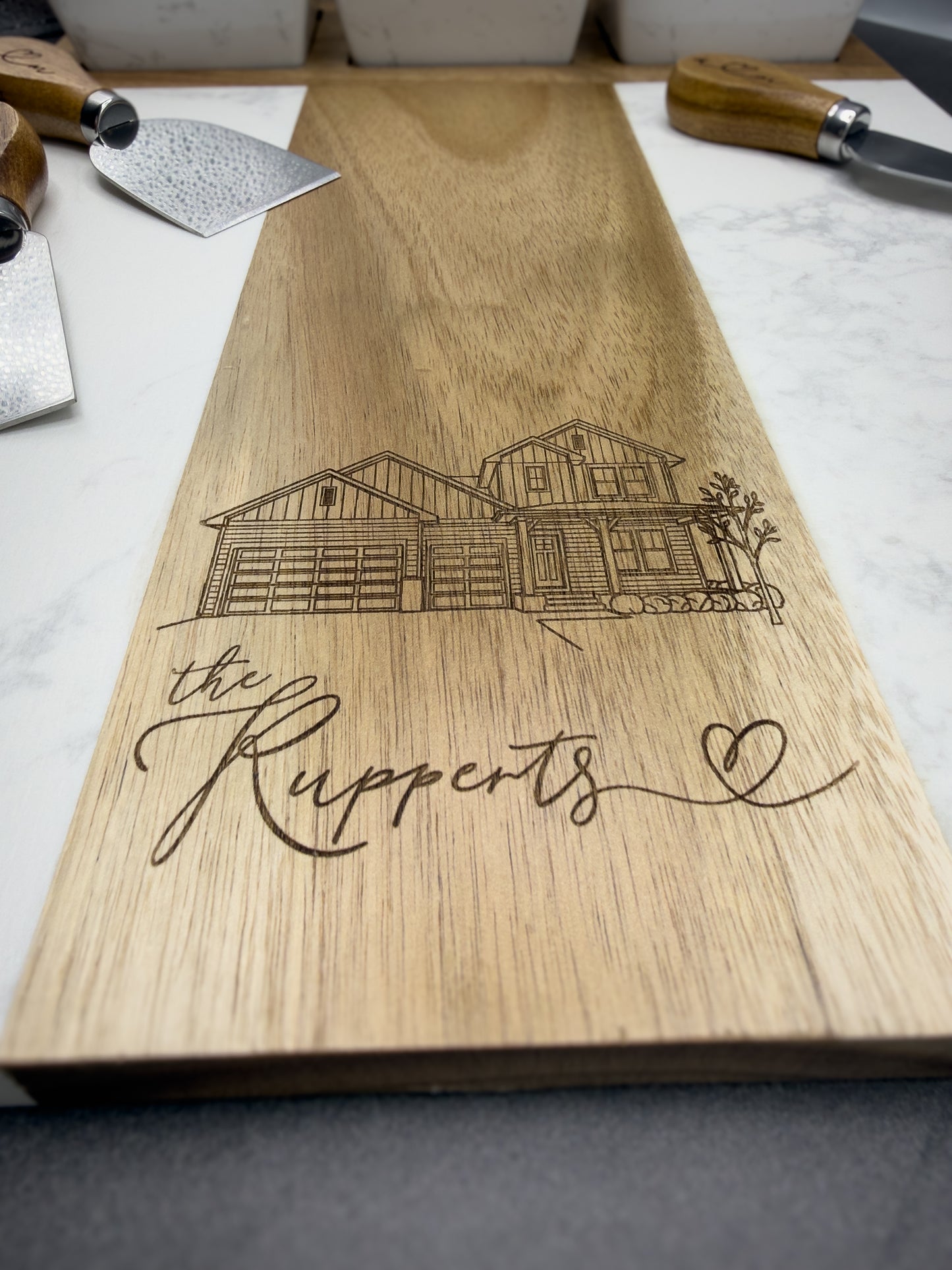 Realtor Closing Gift | Personalized Marble & Acacia Wood Charcuterie Board Set – 11 Piece