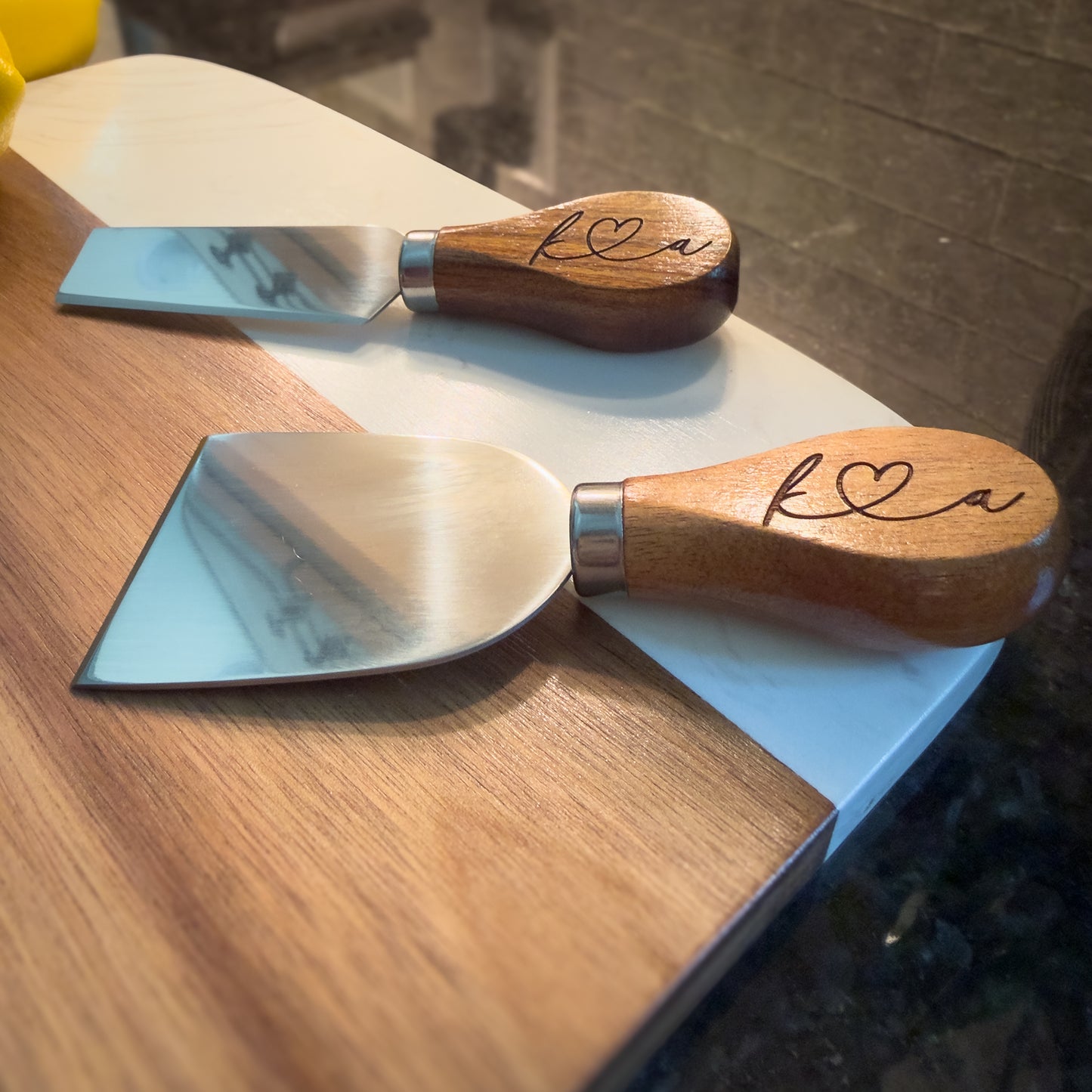 Personalized Marble & Wood Charcuterie Board Gift Set – 5 Piece Serving Set