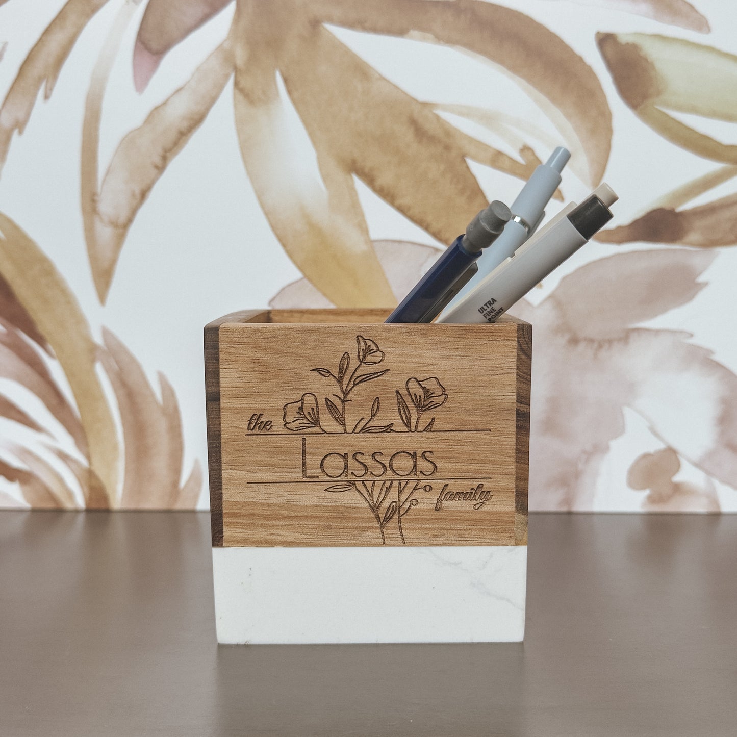 Personalized Family Name Gift – Engraved Marble & Wood Pencil Holder